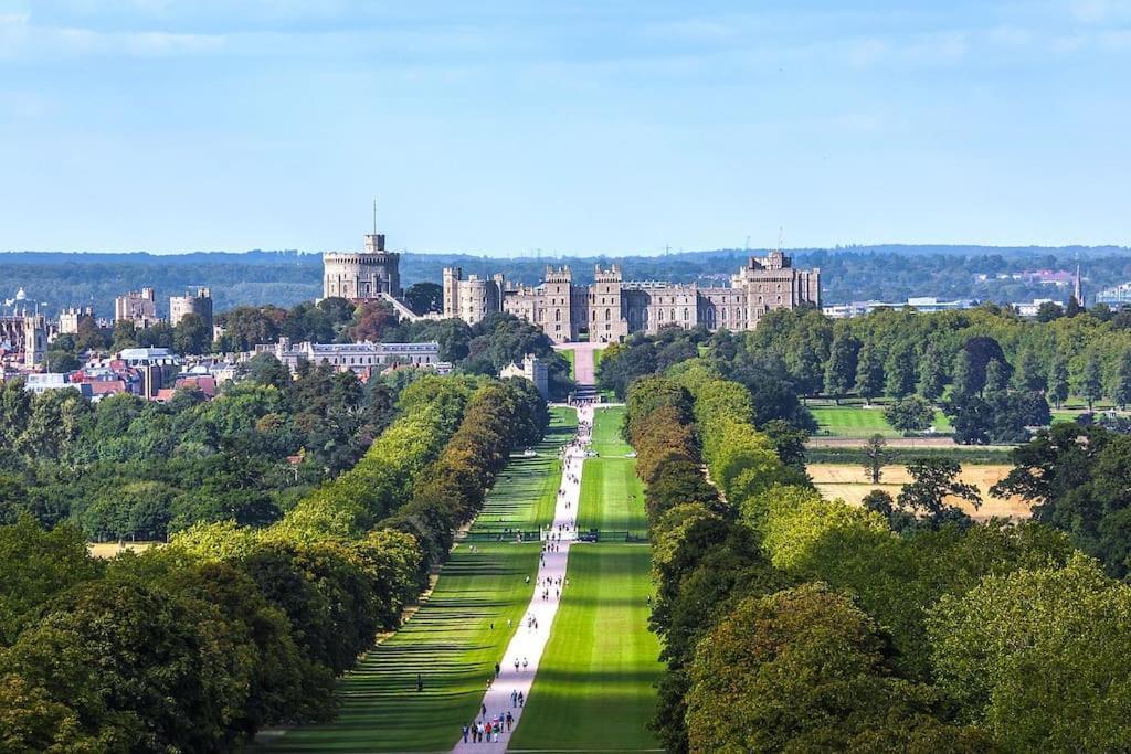 Апартаменты Beautiful Windsor 2 Bed, Perfect Location, 5 Mins Walk To Centre, Free Parking, Legoland, Ascot Экстерьер фото